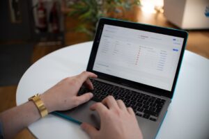 Zapier Vente Automatisation : Guide Complet Workflows 2026