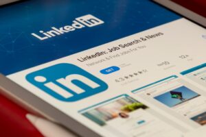 LinkedIn automatisation prospection 2026 : guide sécurisé anti-ban