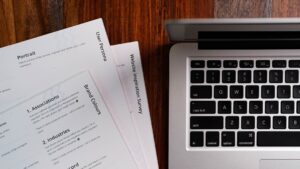 Propositions Commerciales avec l&rsquo;IA : 6 Hacks pour Closer Plus Vite